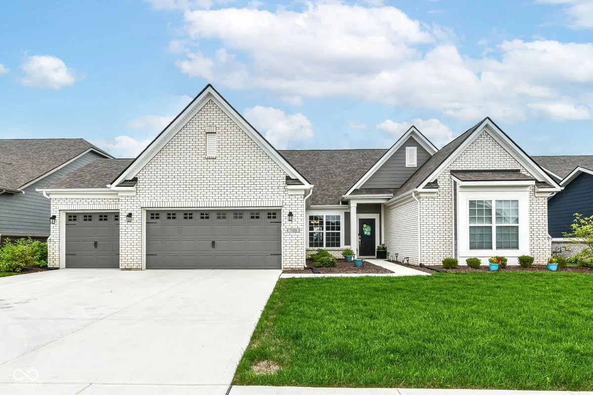 Property Slideshow image 1 of 37 | 11430 wicker ln, Noblesville, IN, 46060