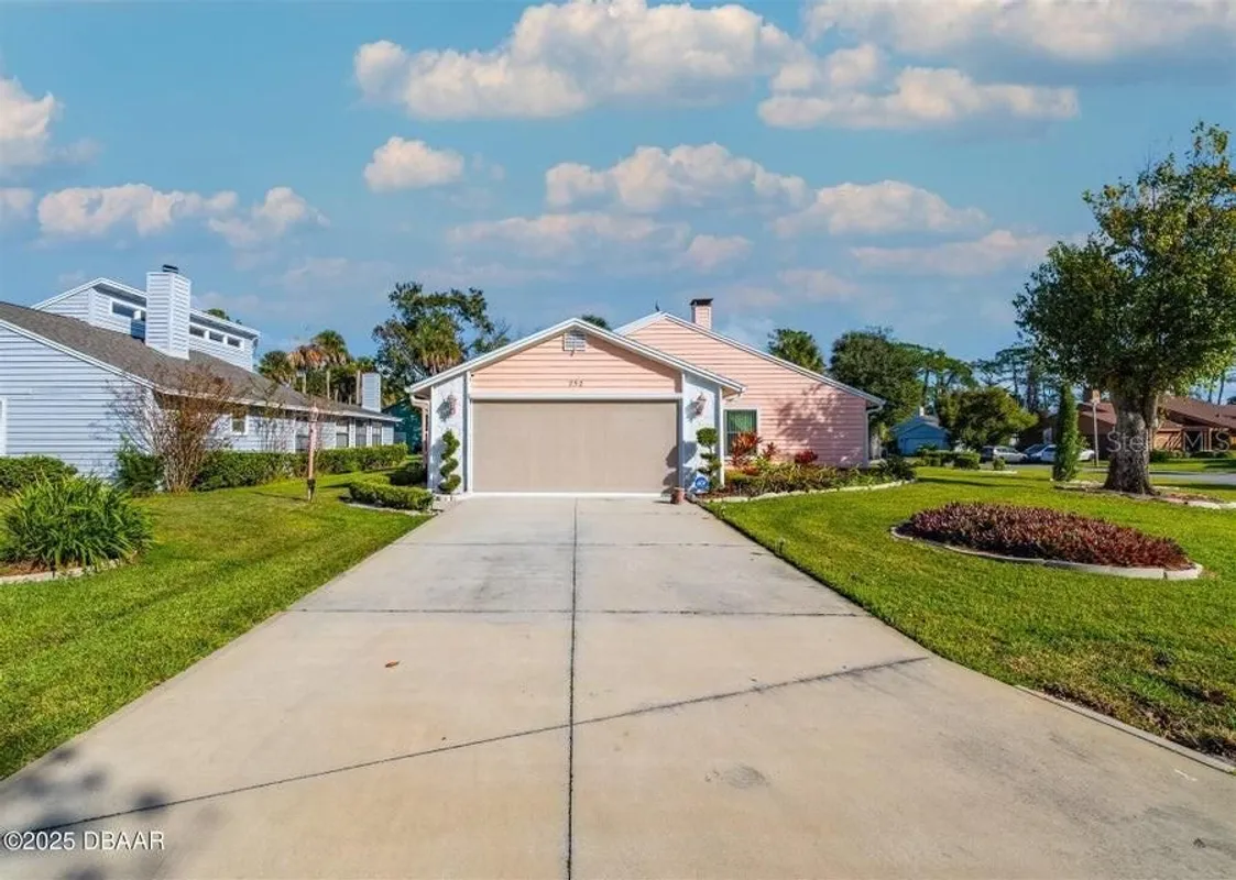 Property Slideshow image 1 of 30 | 252 gull dr, Daytona Beach, FL, 32119
