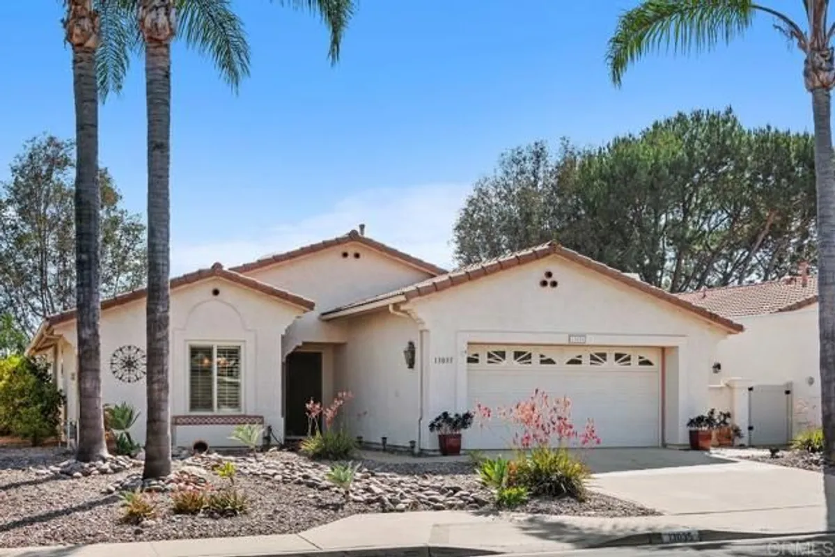 Property Slideshow image 1 of 51 | 13035 avenida marbella, Rancho Bernardo (San Diego), CA, 92128