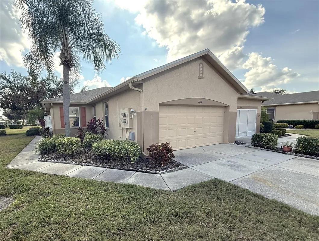 Property Slideshow image 1 of 23 | 2110 acadia greens dr # 61, Sun City Center, FL, 33573