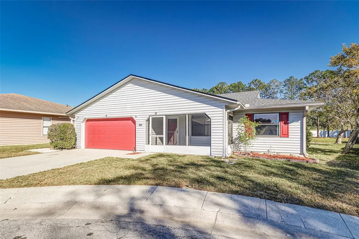 Property Slideshow image 1 of 36 | 3203 prairie dunes cir, Lakeland, FL, 33810