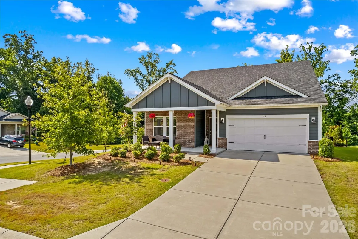 Property Slideshow image 1 of 34 | 2157 cherrybark ct, Denver, NC, 28037