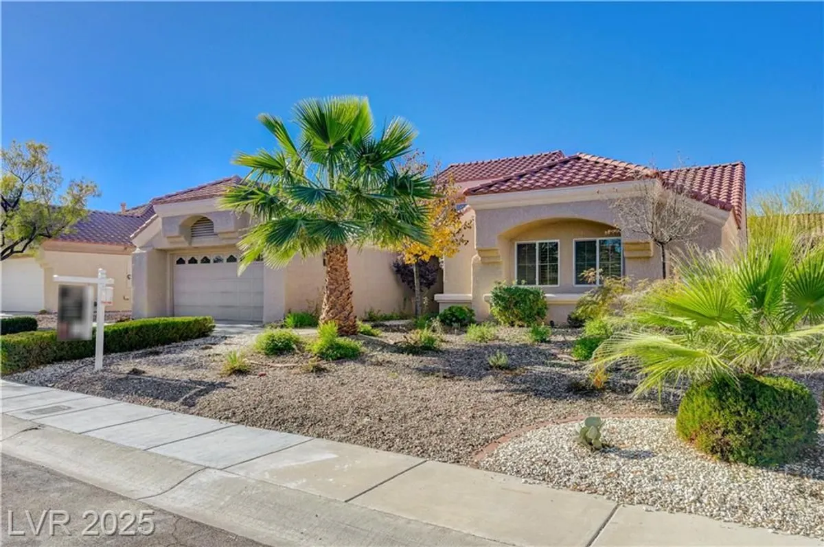 Property Slideshow image 1 of 59 | 2505 palmridge dr, Las Vegas, NV, 89134