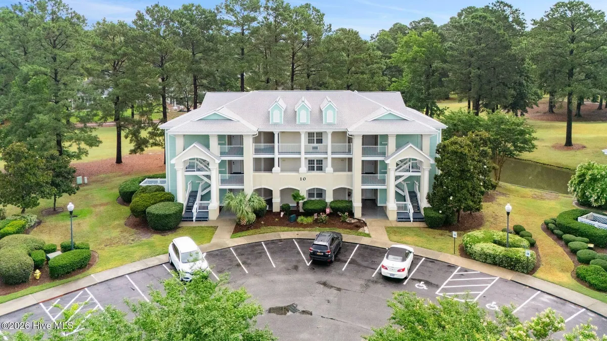Property Slideshow image 1 of 49 | 330 s middleton dr 1003, Calabash, NC, 28467