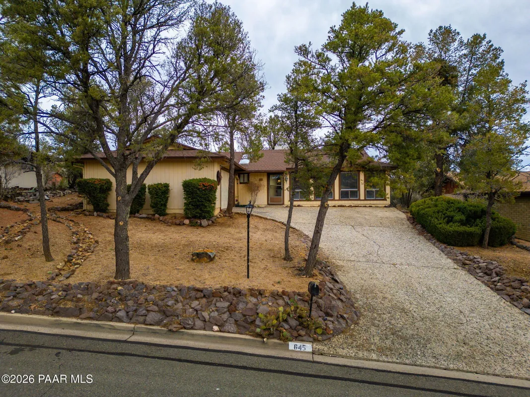 Property Slideshow image 1 of 38 | 645 sunrise blvd, Prescott, AZ, 86301