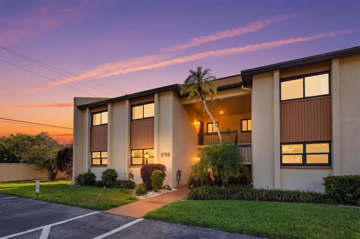 Property Slideshow image 1 of 53 | 2756 clubhouse dr 101, Sarasota, FL, 34232