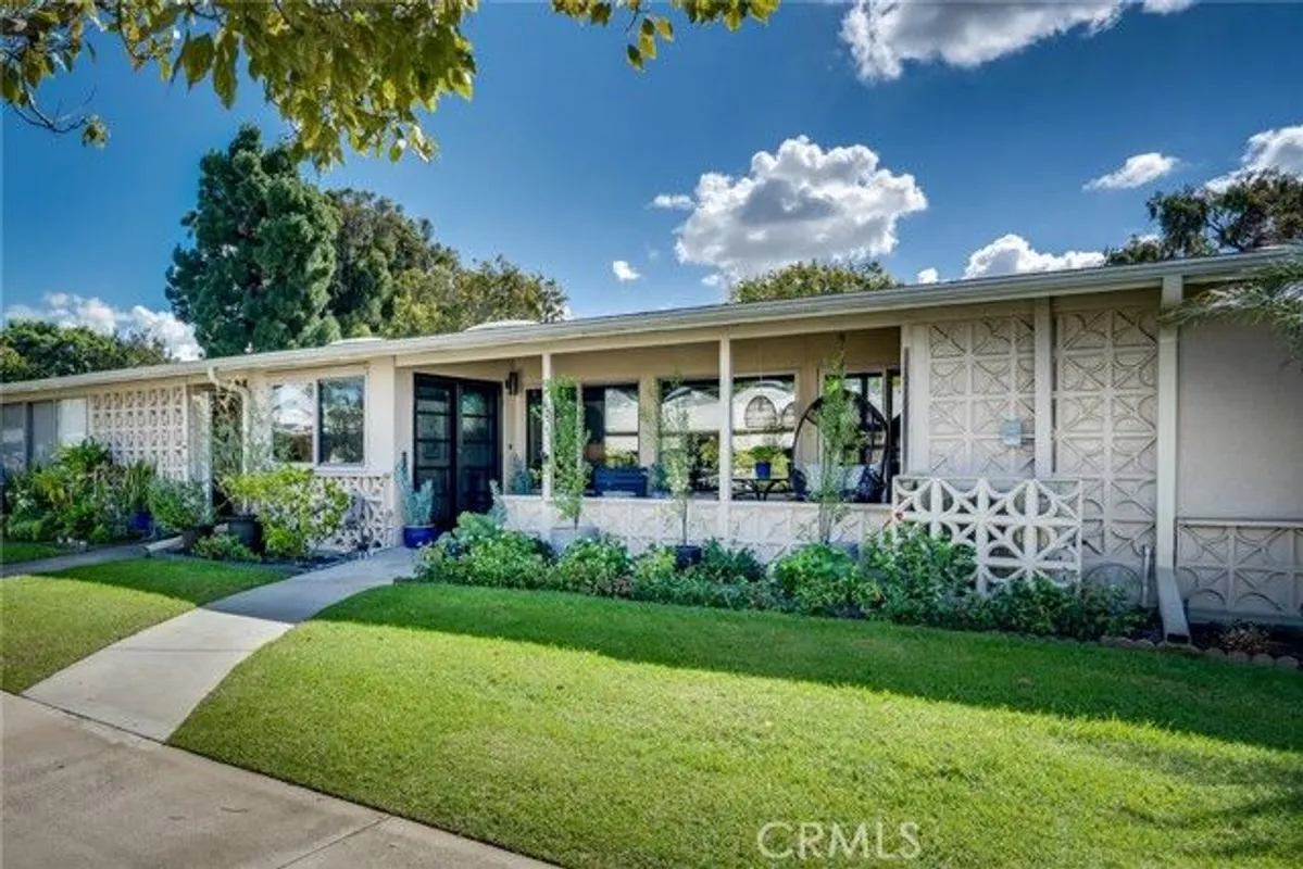 Property Slideshow image 1 of 35 | 1730 tam oshanter rd # m14-13h, Seal Beach, CA, 90740
