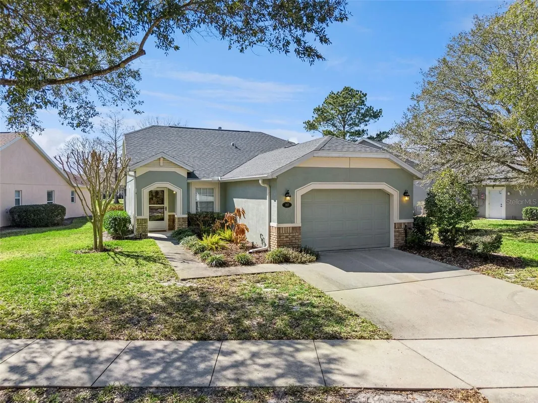 Property Slideshow image 1 of 52 | 307 stonington way, Deland, FL, 32724