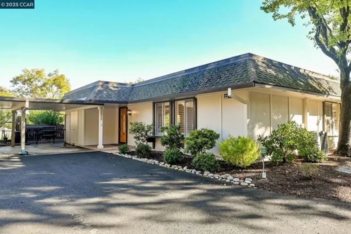 Property Slideshow image 1 of 25 | 2312 ptarmigan dr 1, Walnut Creek, CA, 94595