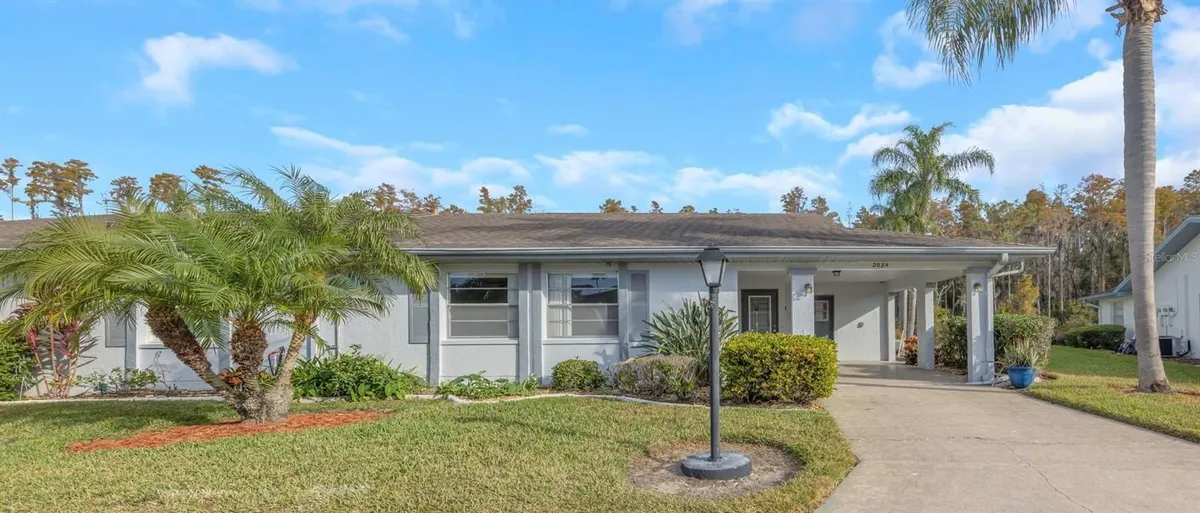 Property Slideshow image 1 of 21 | 2024 heathfield cir 155, Sun City Center, FL, 33573