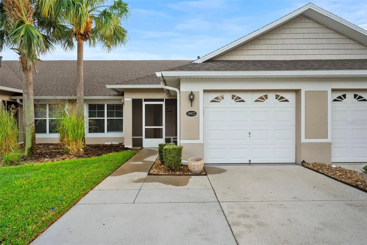Property Slideshow image 1 of 31 | 26922 white plains way, Leesburg, FL, 34748