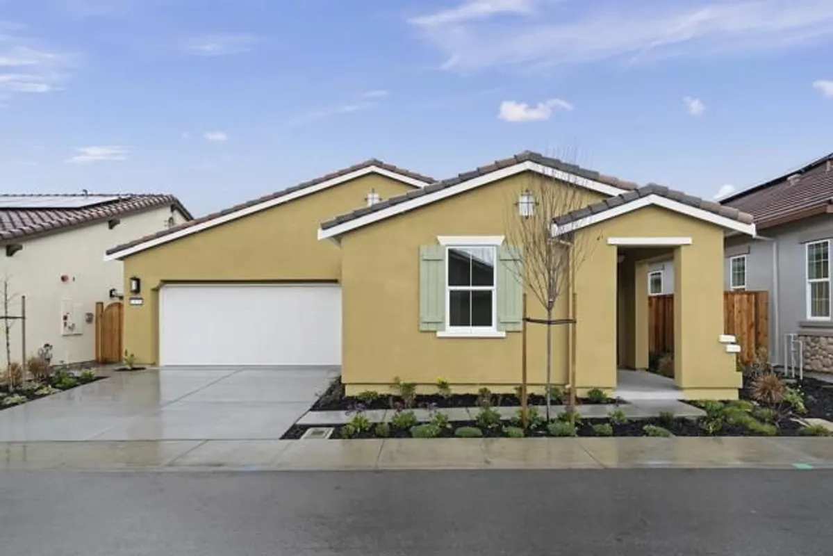 Property Slideshow image 1 of 10 | , Hollister, CA, 95023