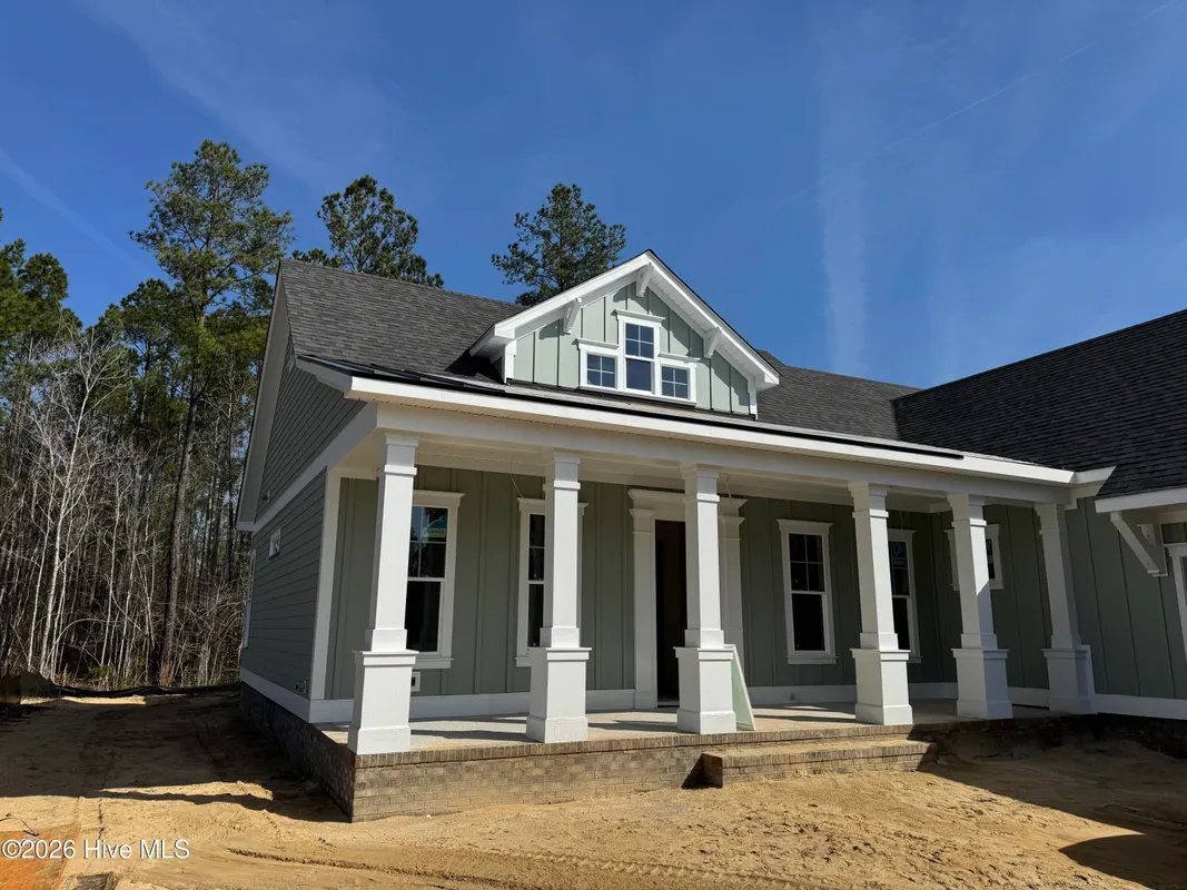 Property Slideshow image 1 of 20 | 2903 w timber crest dr, Leland, NC, 28451