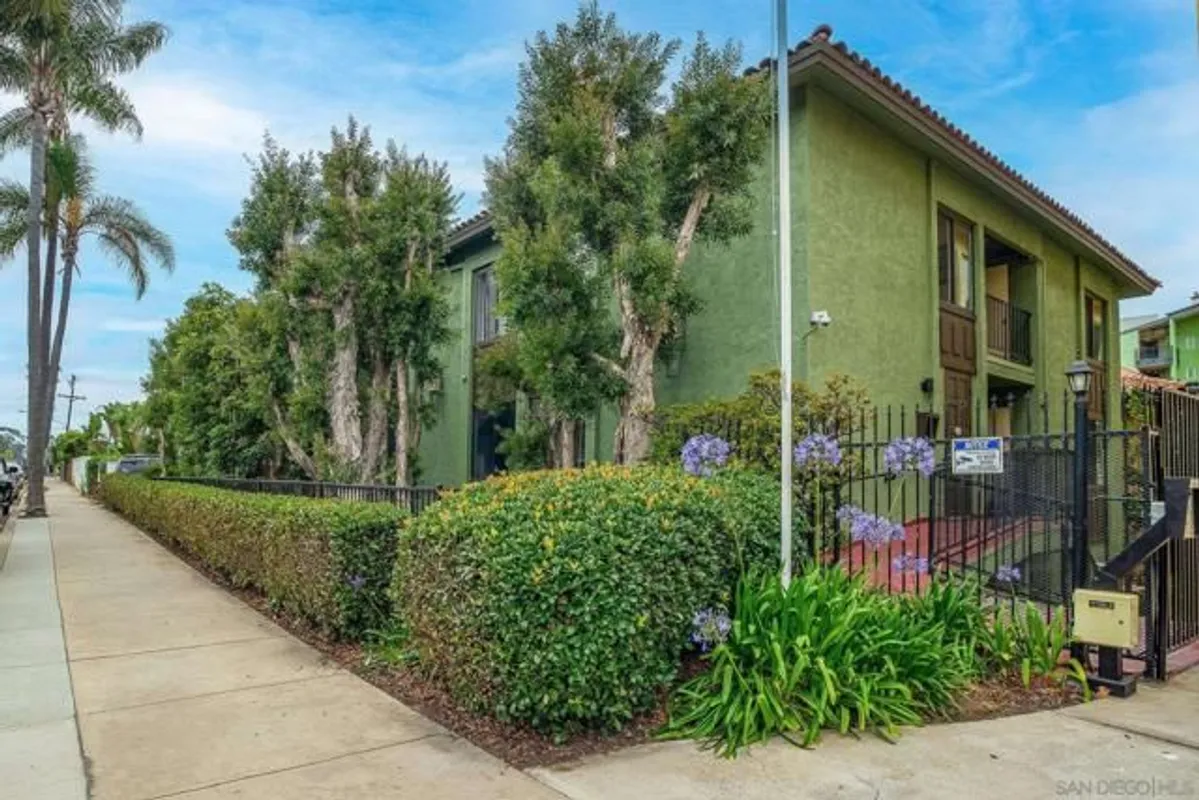 Property Slideshow image 1 of 19 | 3786 alabama st 306, San Diego, CA, 92104