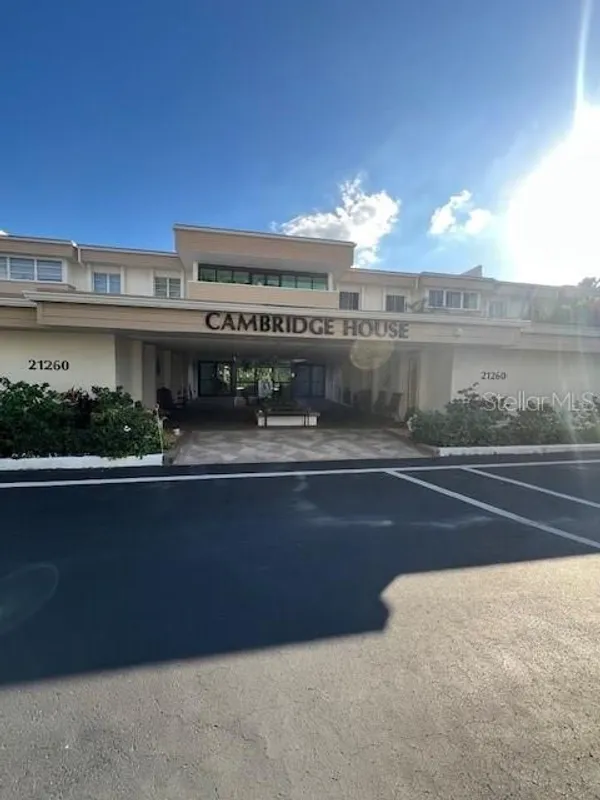 Property Slideshow image 1 of 27 | 21260 brinson ave 211, Port Charlotte, FL, 33952