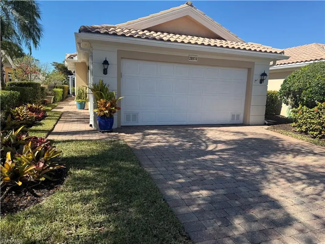 Property Slideshow image 1 of 15 | 28974 vermillion ln, Bonita Springs, FL, 34135