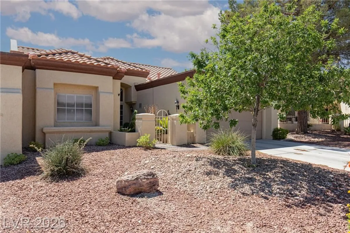 Property Slideshow image 1 of 24 | 2408 dove valley ct, Las Vegas, NV, 89134