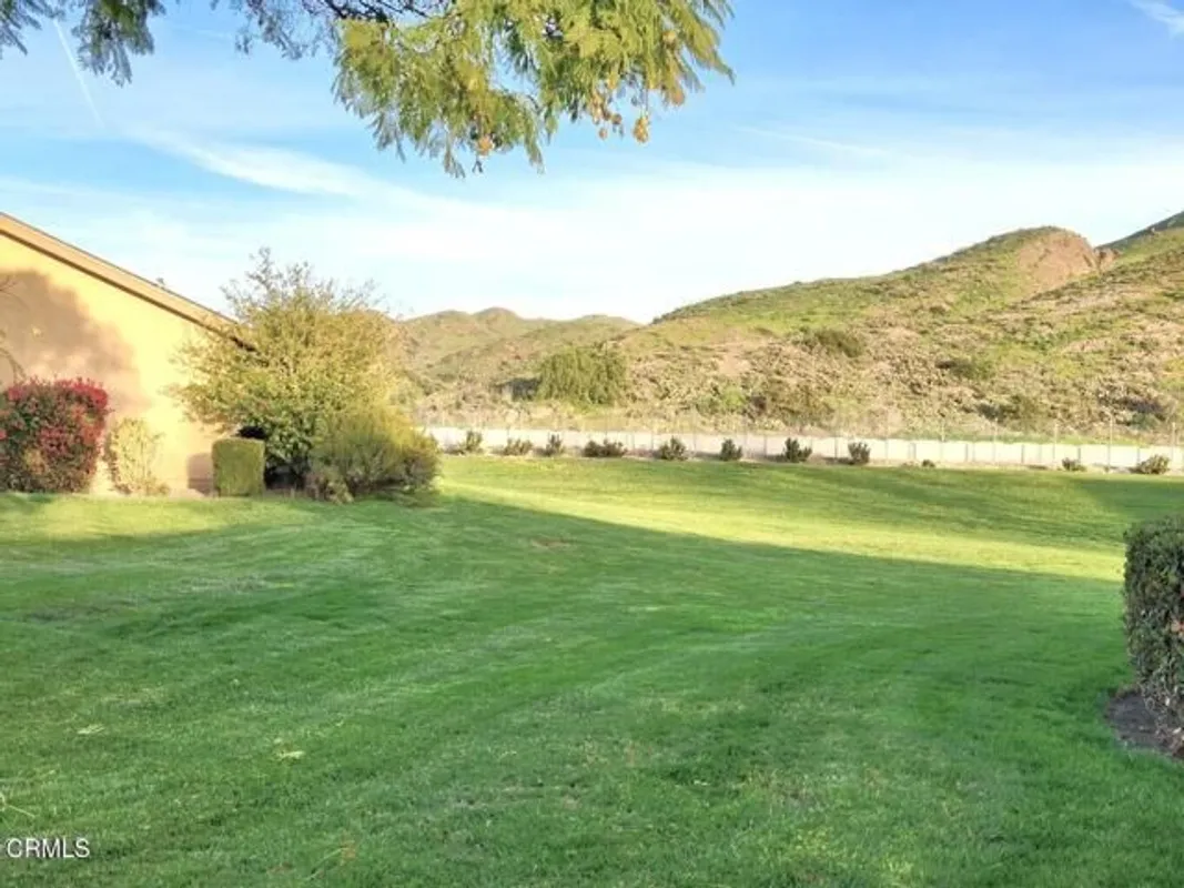 Property Slideshow image 1 of 49 | 38119 village 38 38, Camarillo, CA, 93012