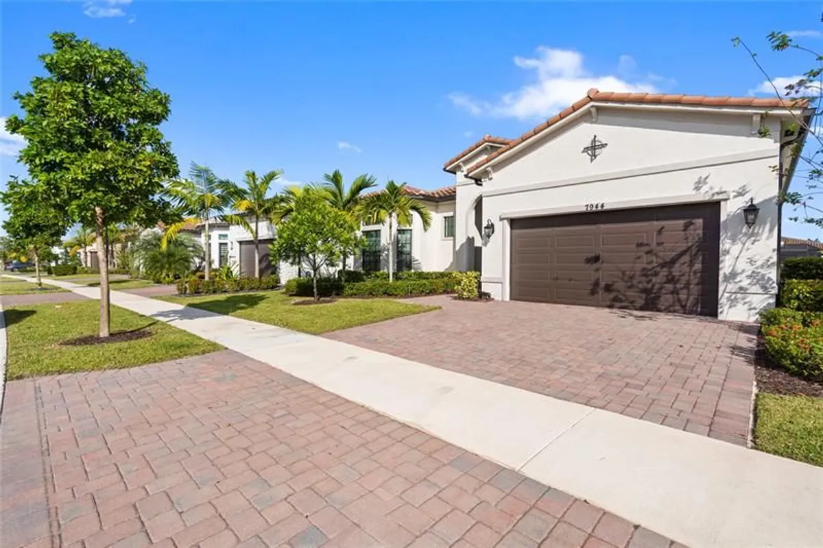 Property Slideshow image 1 of 45 | 7944 ironwood way, Parkland, FL, 33067