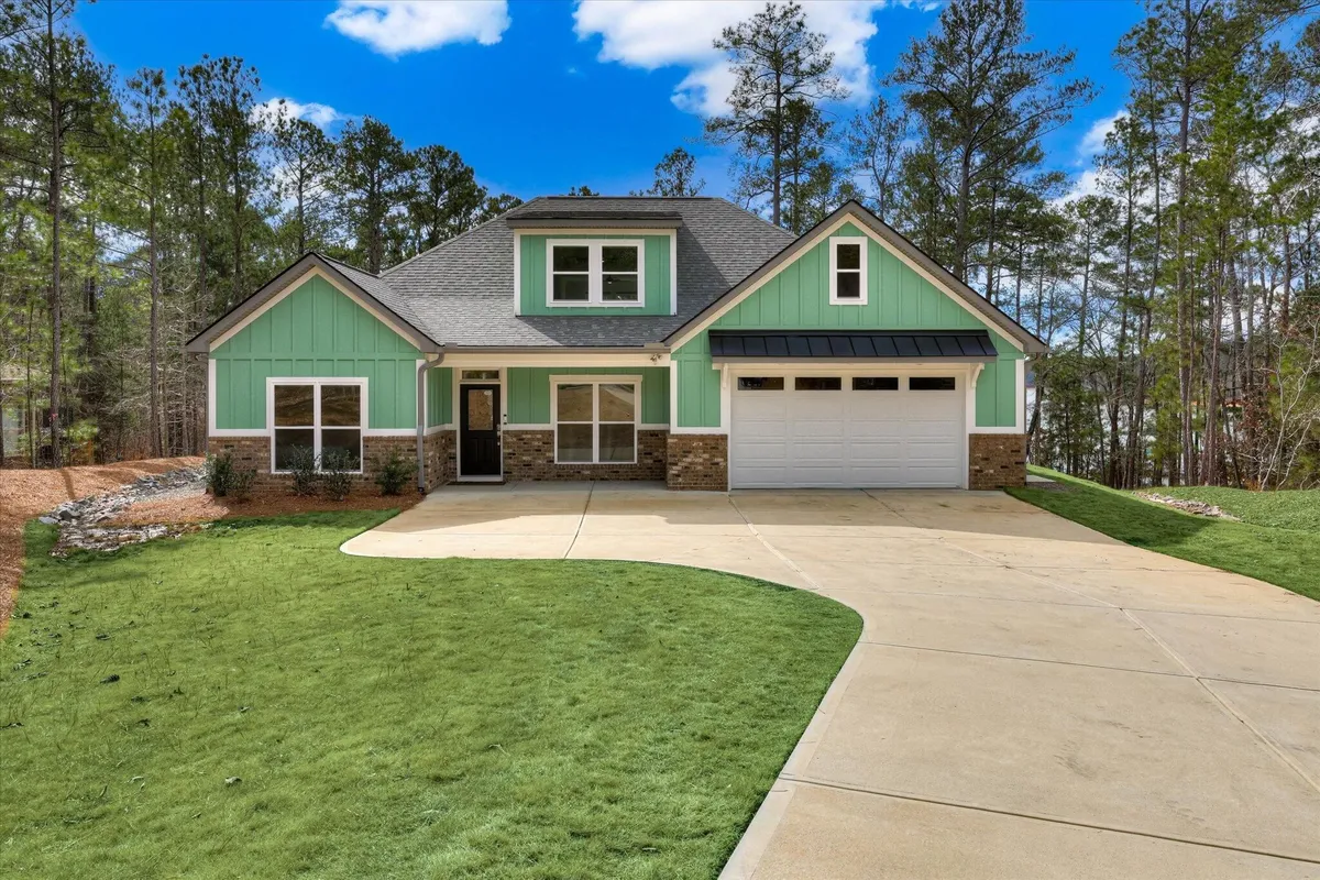 Property Slideshow image 1 of 60 | 208 stafford pl, Mccormick, SC, 29835