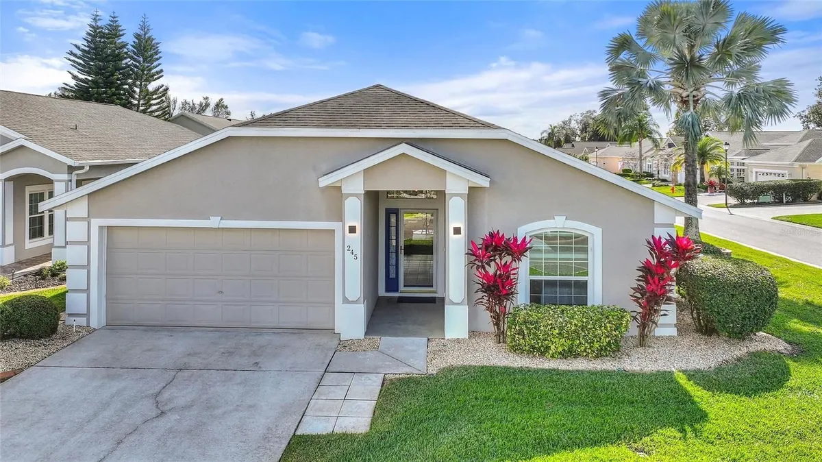 Property Slideshow image 1 of 64 | 245 fitzgerald ln, Davenport, FL, 33837
