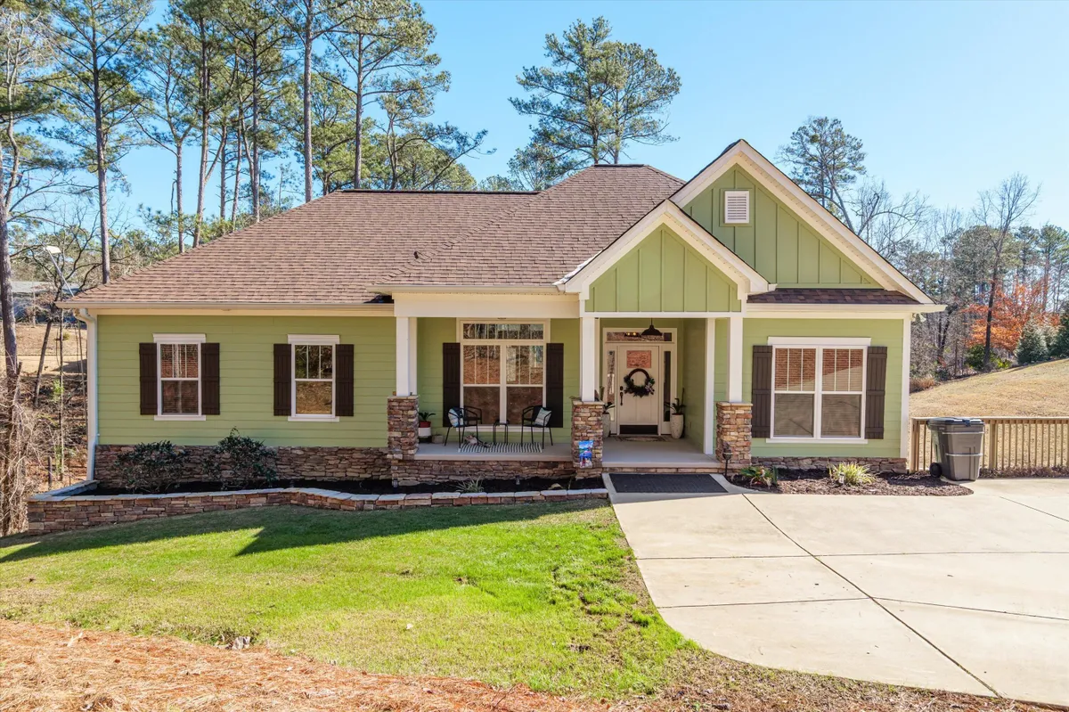 Property Slideshow image 1 of 74 | 137 memorial dr, Mc Cormick, SC, 29835
