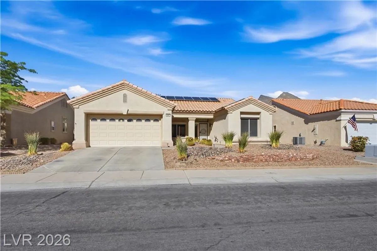 Property Slideshow image 1 of 63 | 2261 hot oak ridge st, Las Vegas, NV, 89134