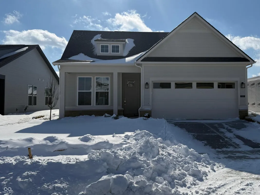 Property Slideshow image 1 of 32 | 13325 seven springs ln, Noblesville, IN, 46060