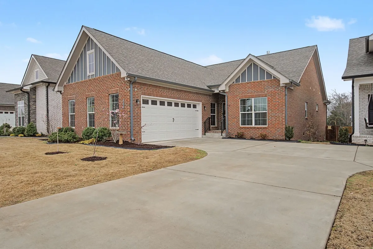 Property Slideshow image 1 of 55 | 6529 frye ln, Hermitage, TN, 37076