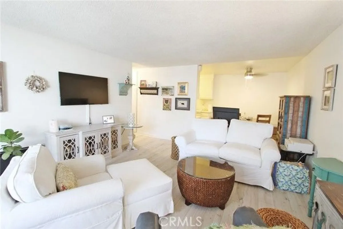 Property Slideshow image 1 of 18 | 2189 via mariposa e c, Laguna Woods, CA, 92637