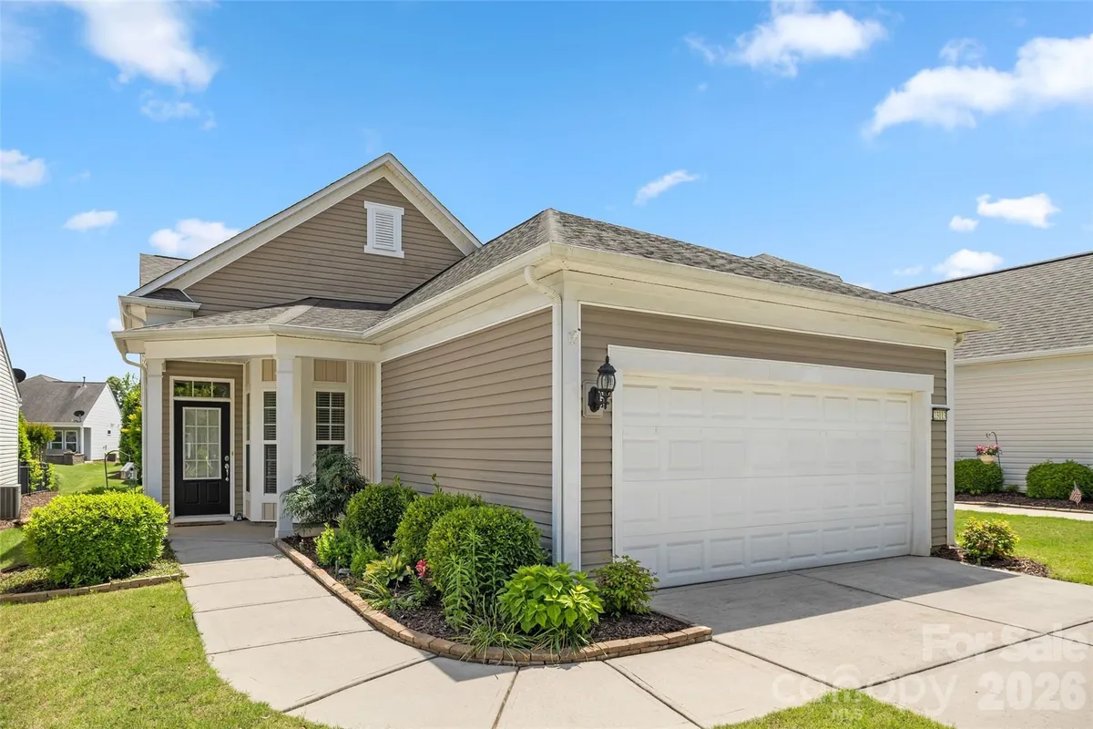 Property Slideshow image 1 of 38 | 23113 whimbrel cir, Indian Land, SC, 29707