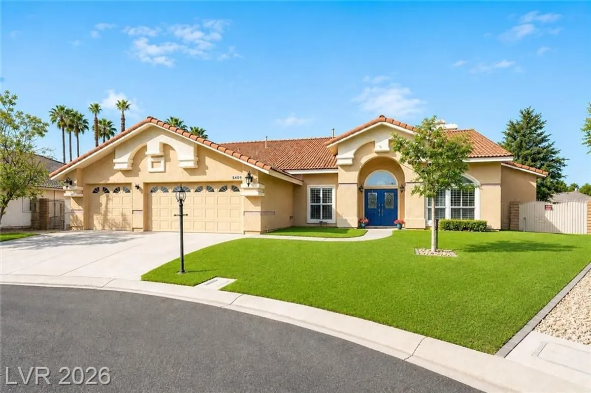 Property Slideshow image 1 of 49 | 5409 langston cir, Las Vegas, NV, 89130