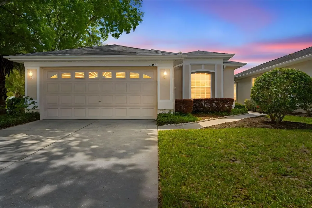 Property Slideshow image 1 of 32 | 15028 middle fairway dr, Spring Hill, FL, 34609