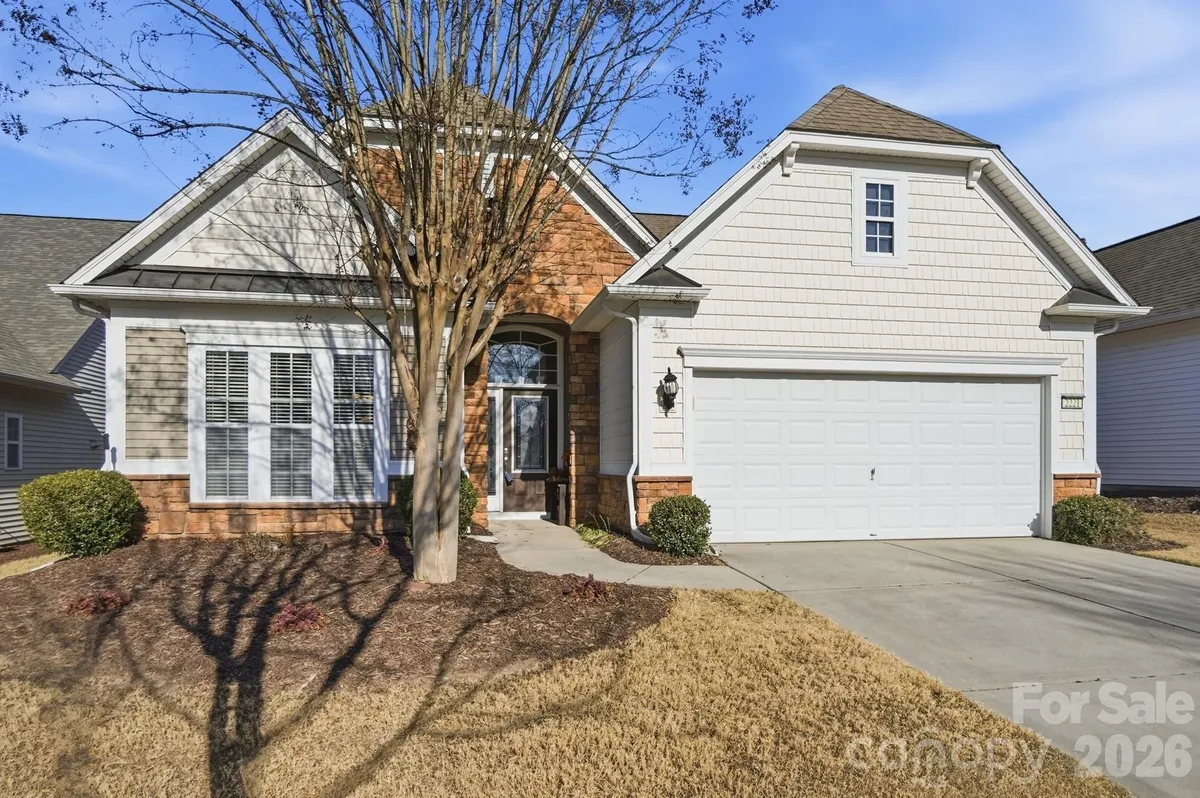 Property Slideshow image 1 of 44 | 2221 hartwell ln, Fort Mill, SC, 29707