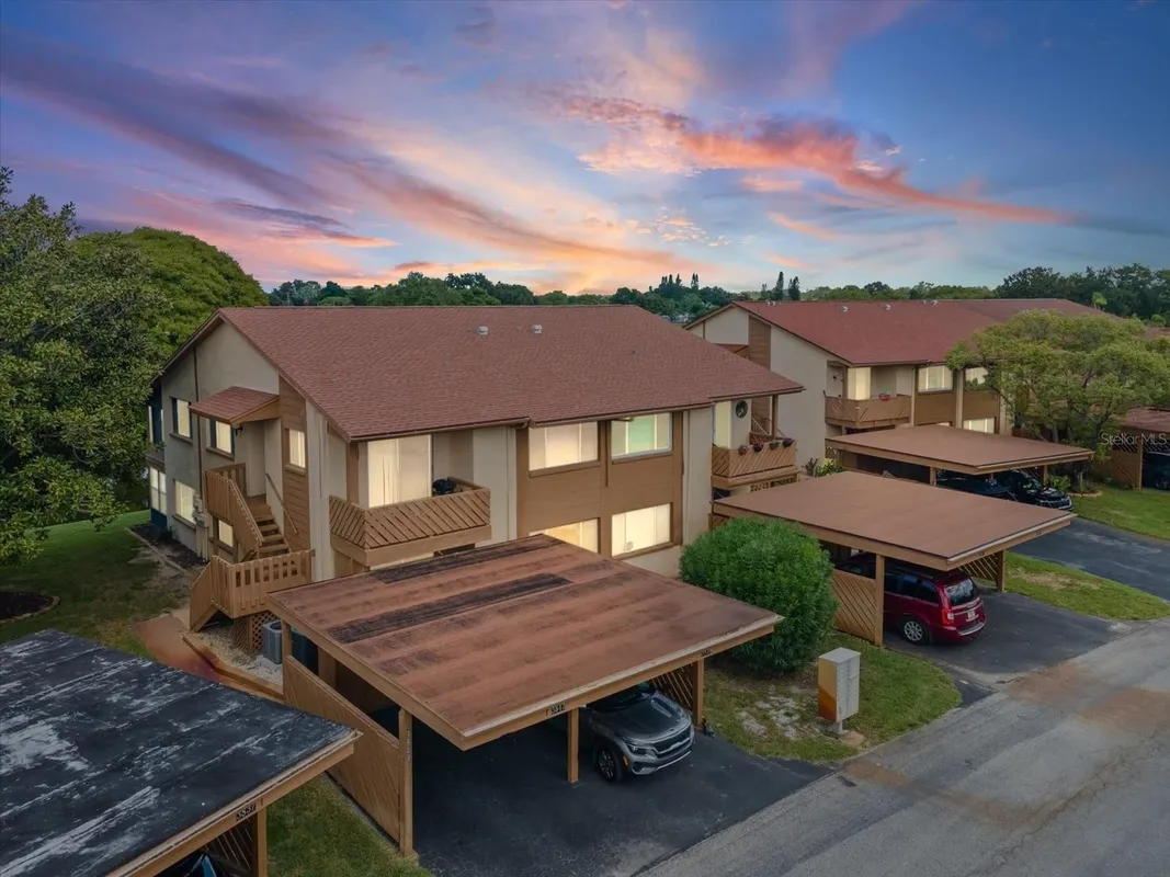 Property Slideshow image 1 of 45 | 3843 lighthouse way, New Port Richey, FL, 34652