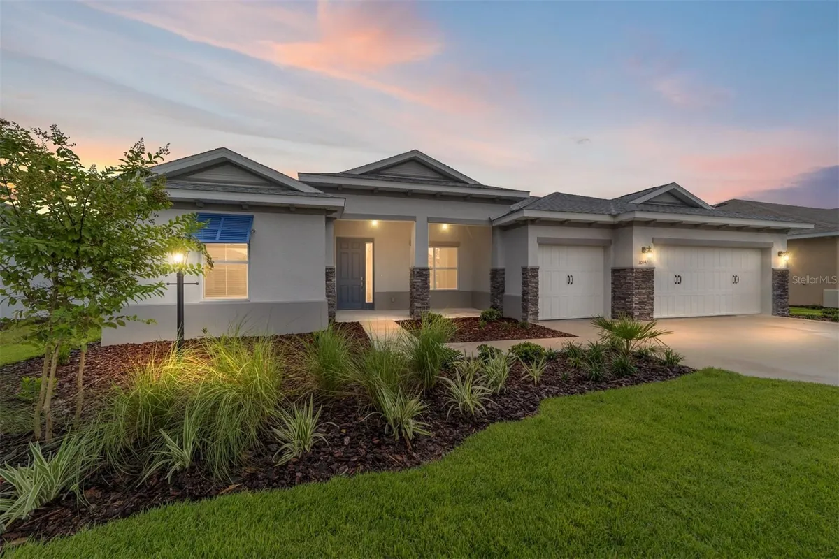 Property Slideshow image 1 of 40 | 10141 sw 106th cir, Ocala, FL, 34481