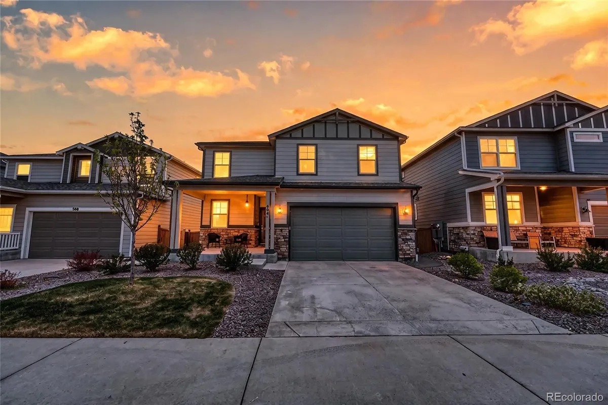 Property Slideshow image 1 of 50 | 604 silver rock trl, Castle Rock, CO, 80104