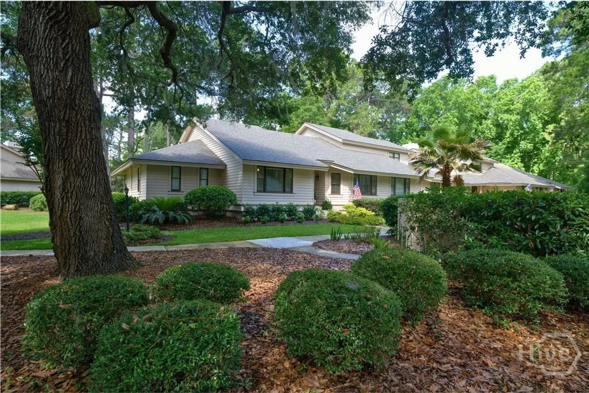Property Slideshow image 1 of 6 | 24 franklin creek rd, Savannah, GA, 31411