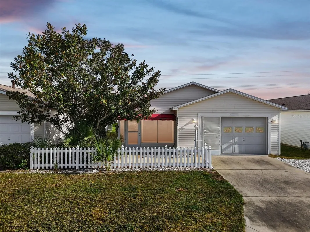 Property Slideshow image 1 of 52 | 2603 olivarez way, The Villages, FL, 32162