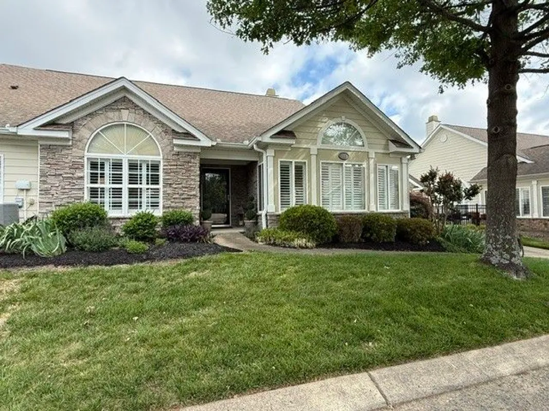 Property Slideshow image 1 of 35 | 825 s browns ln 603, Gallatin, TN, 37066