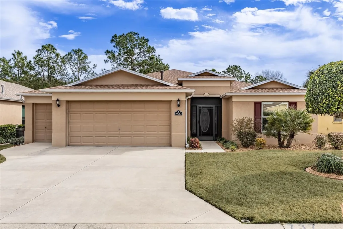 Property Slideshow image 1 of 49 | 16063 sw 14th avenue rd, Ocala, FL, 34473