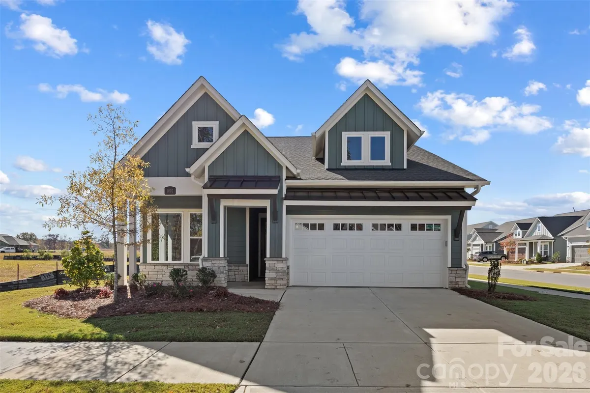 Property Slideshow image 1 of 46 | 1002 pastoral pl, Waxhaw, NC, 28173