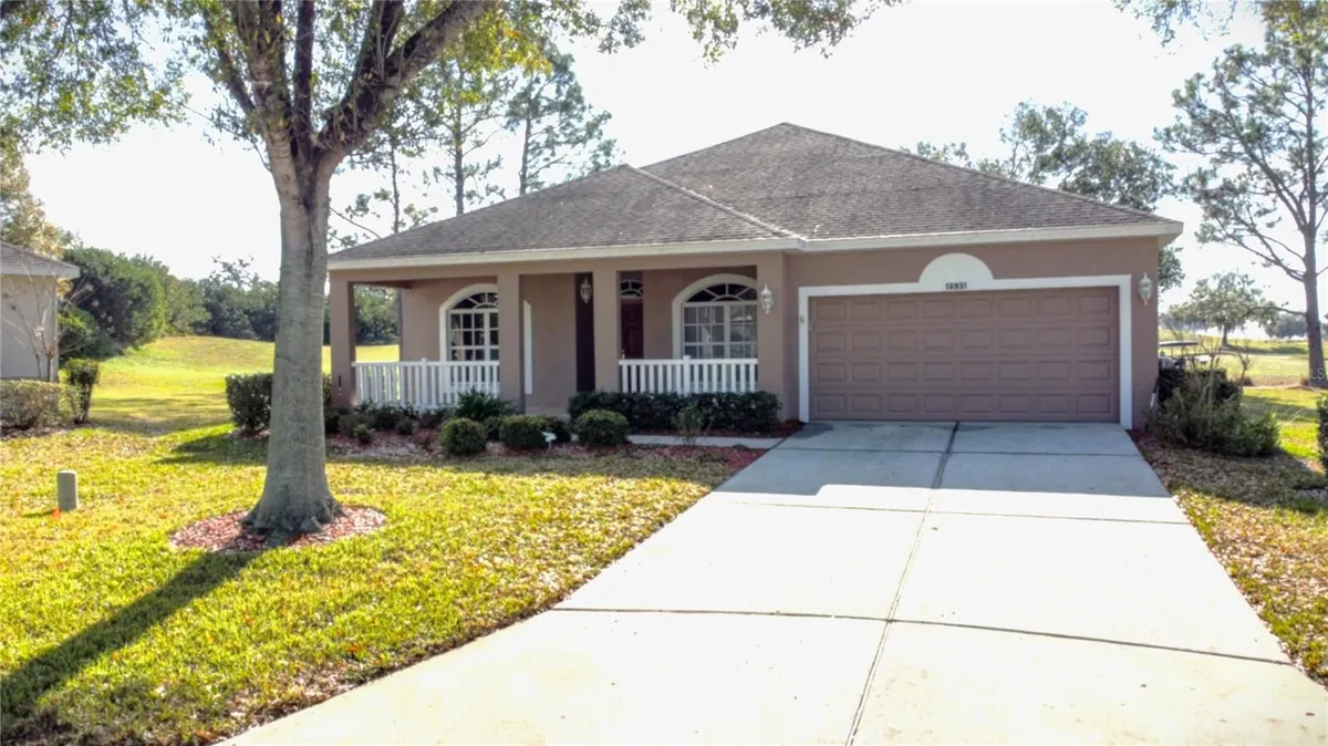 Property Slideshow image 1 of 82 | 2535 new castle ct, Clermont, FL, 34711