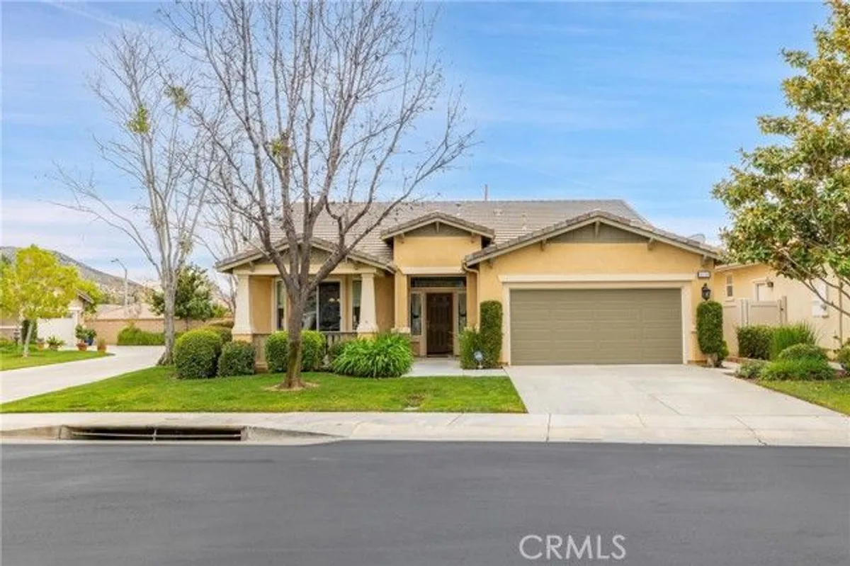 Property Slideshow image 1 of 41 | 1691 clark crk, Beaumont, CA, 92223