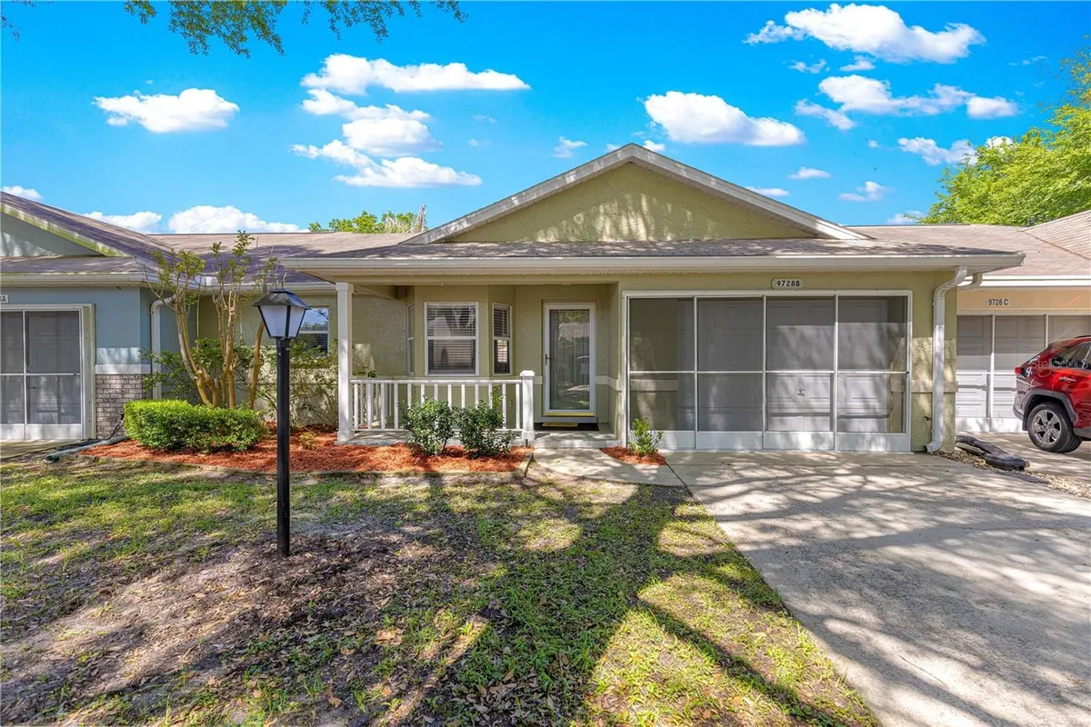 Property Slideshow image 1 of 30 | 9728 sw 94th ct b, Ocala, FL, 34481