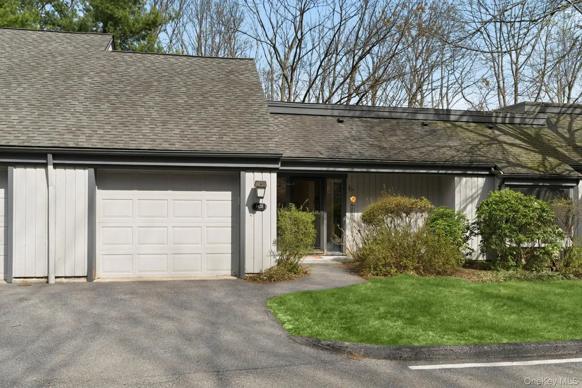 Property Slideshow image 1 of 30 | 342 heritage hls b, Somers, NY, 10589