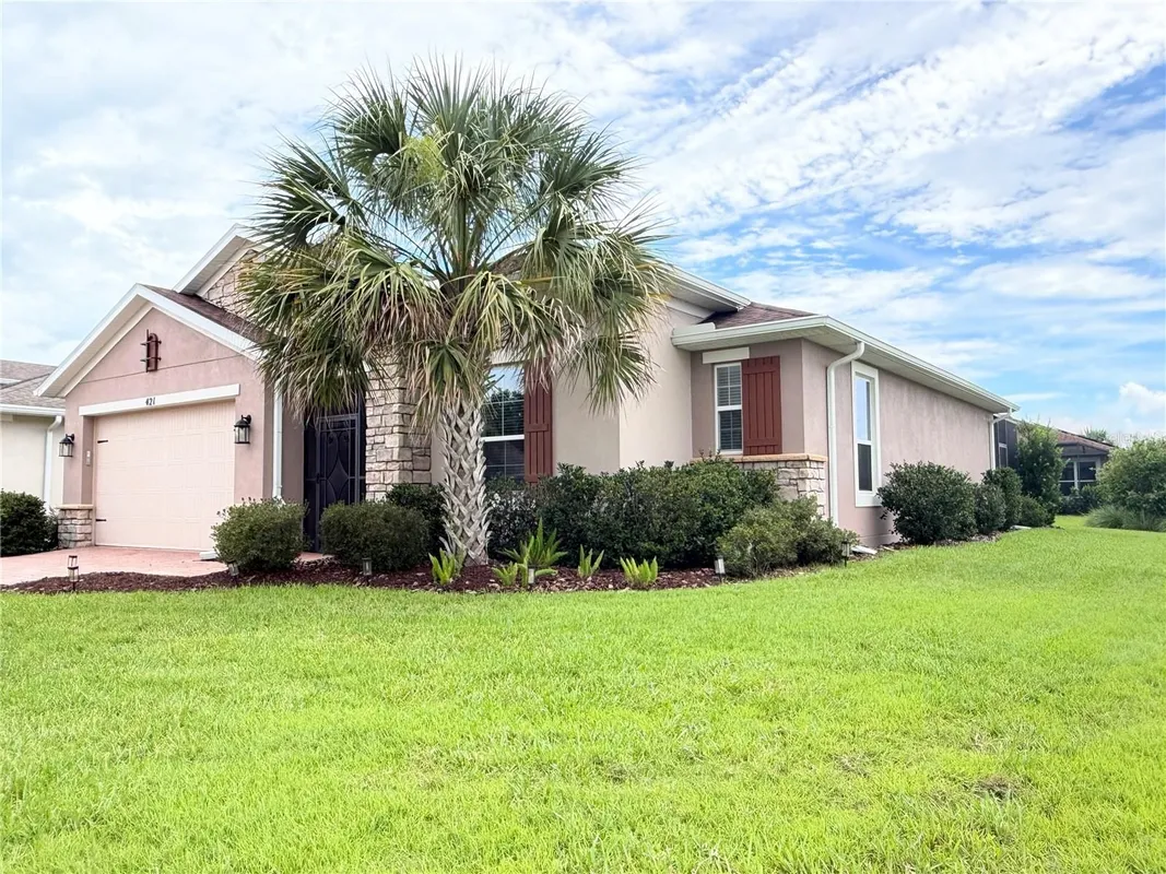 Property Slideshow image 1 of 67 | 421 treviso dr, Poinciana, FL, 34759