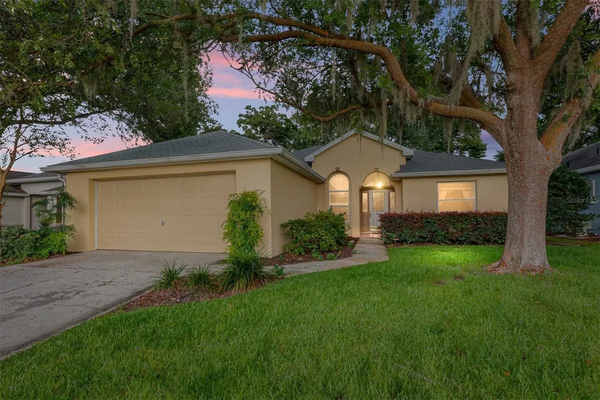 Property Slideshow image 1 of 76 | 11262 sw 73rd cir, Ocala, FL, 34476