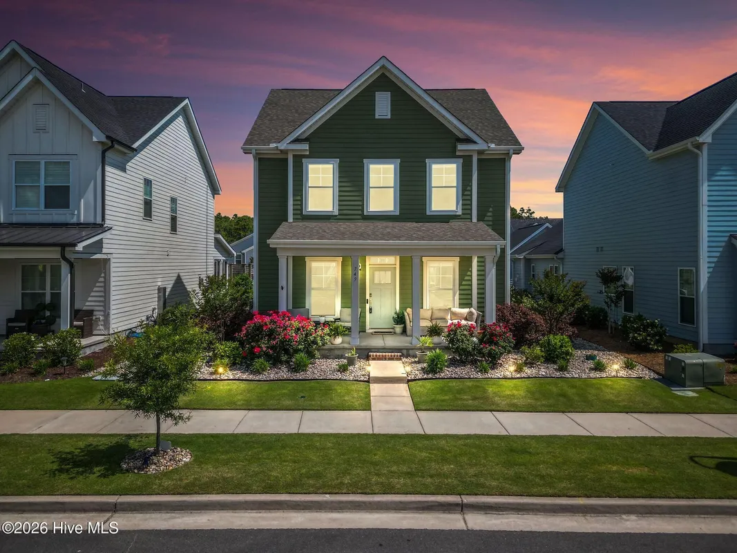 Property Slideshow image 1 of 41 | 749 edgerton dr, Wilmington, NC, 28412