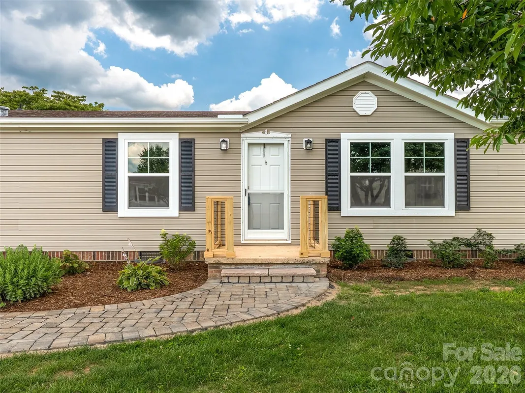 Property Slideshow image 1 of 43 | 448 riverwind dr, Hendersonville, NC, 28739